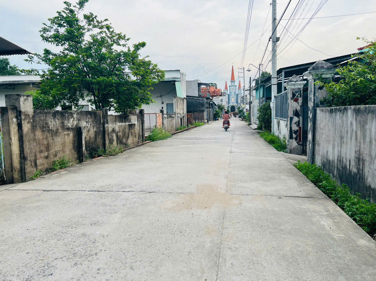 Bán đất nền Nhơn Trạch full thổ cư, đường xe hơi, khu dân cư đông đúc